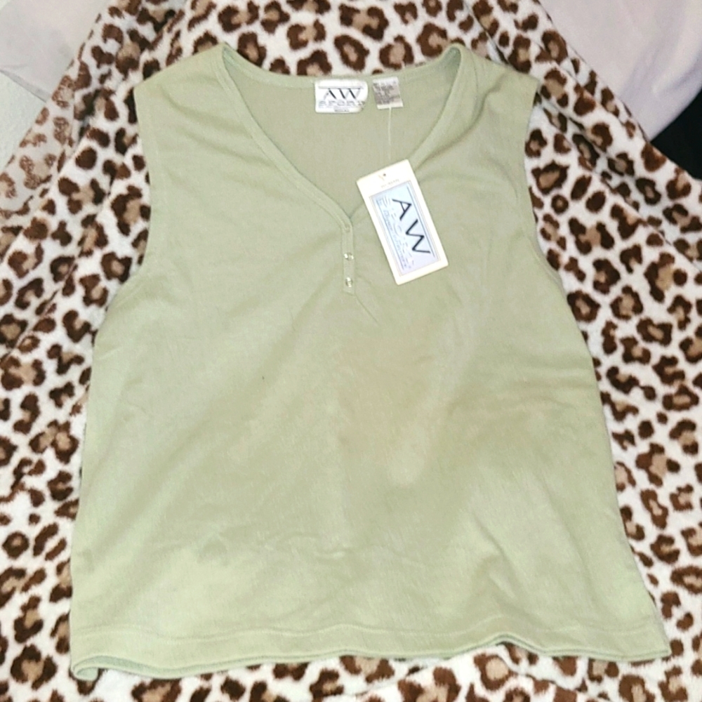 WOMENS SLEEVLESS BLOUSE